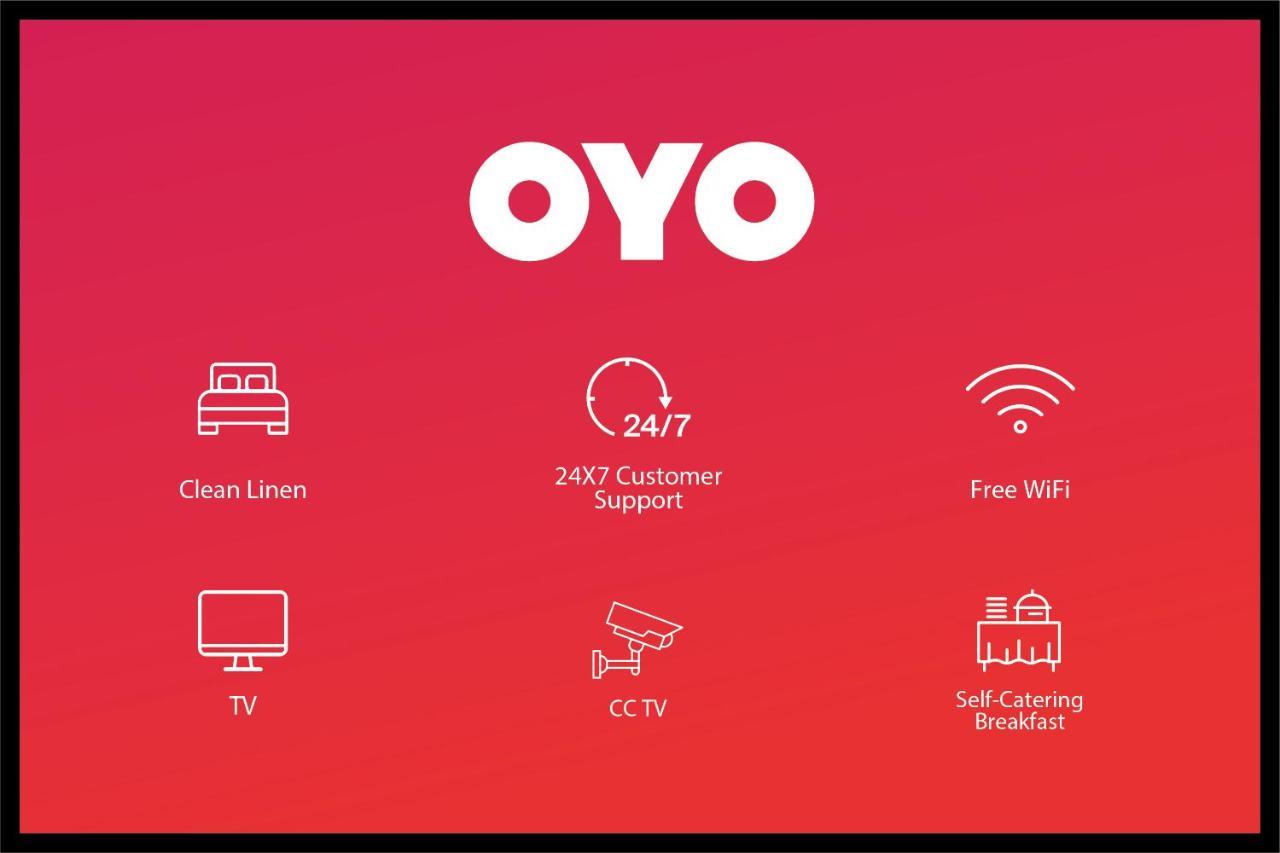 Oyo Flagship 37830 Hotel Aakar International Satara Esterno foto